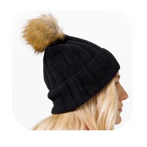 Lululemon OS black Pom Perfection Beanie